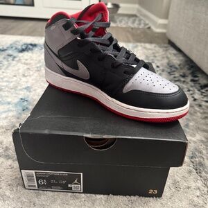 Jordan Courtside 23 GS Black Grey Red Youth 6.5Y